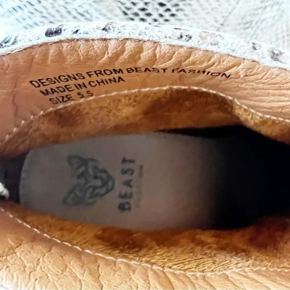 Beast Fashion LA Reptile Print Ankle Boot Women’s Size 5.5 Bootie Western Look - Picture 4 of 11